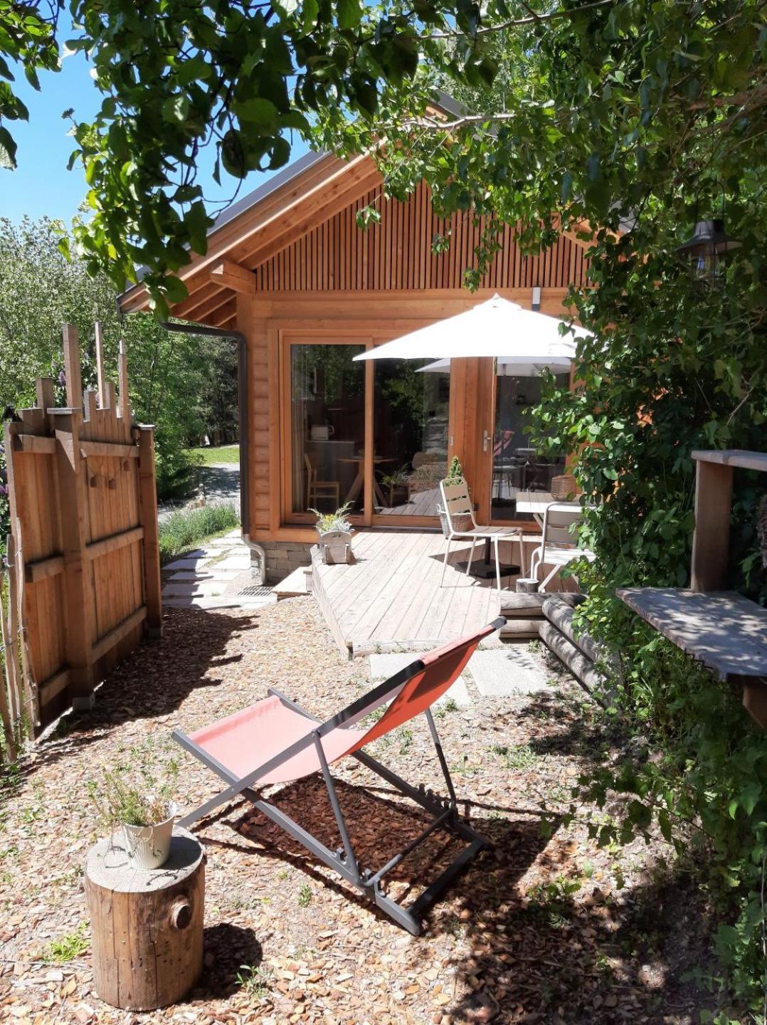 Petit Chalet Neuf Independant 2 Pers "La Cabane De Jean " Briançon Kültér fotó